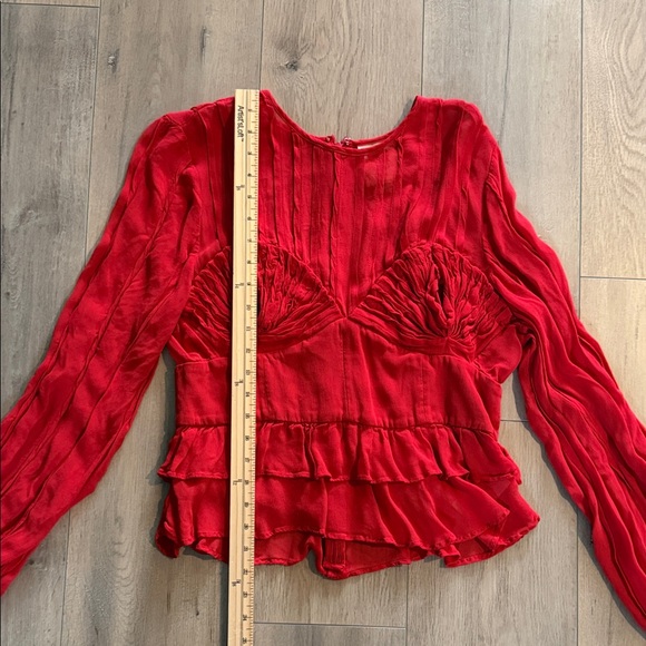 Farm Rio Red Pleated Peplum Shell Peplum Blouse Size L Long Sleeve Night Out EUC - Picture 12 of 13